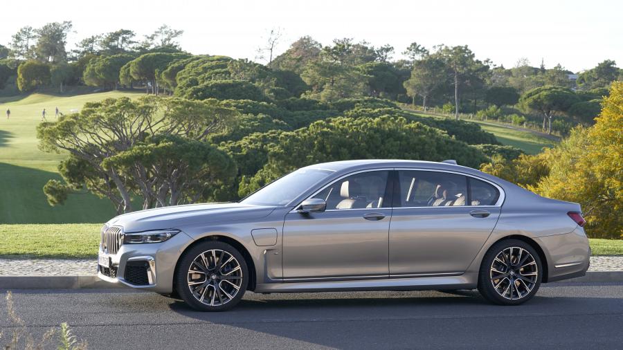  BMW 745Le xDrive M Sport (G12) 2019 года  (WW) (фото 77 из 103)
